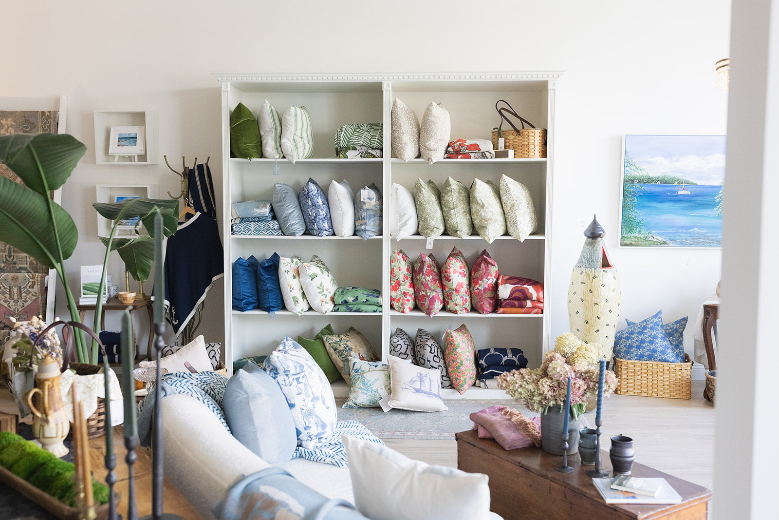 Pillows & Throws