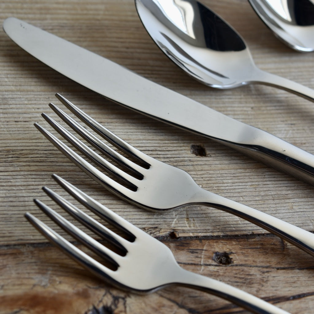 20 Piece Flatware Set in Patriot by Liberty Tabletop