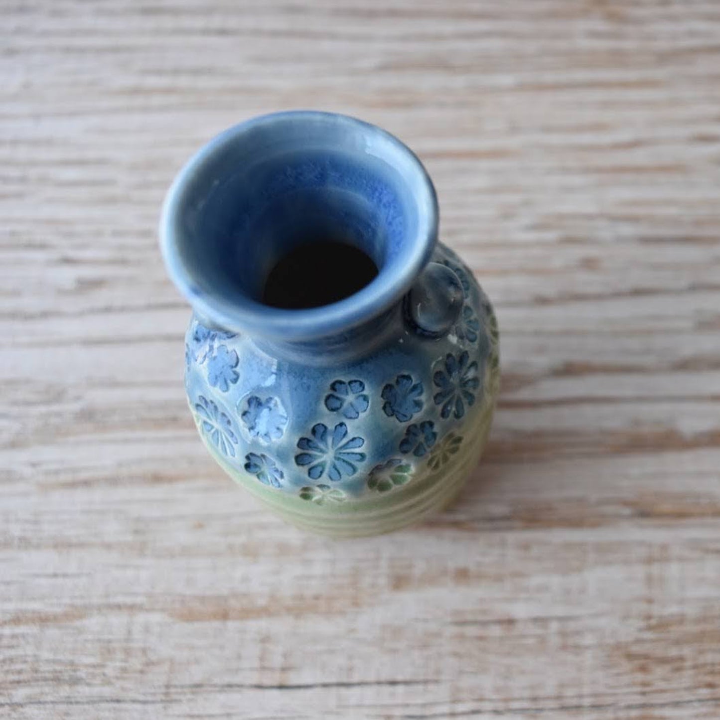 Small Vessel in Blue Daisy by Sky Mage