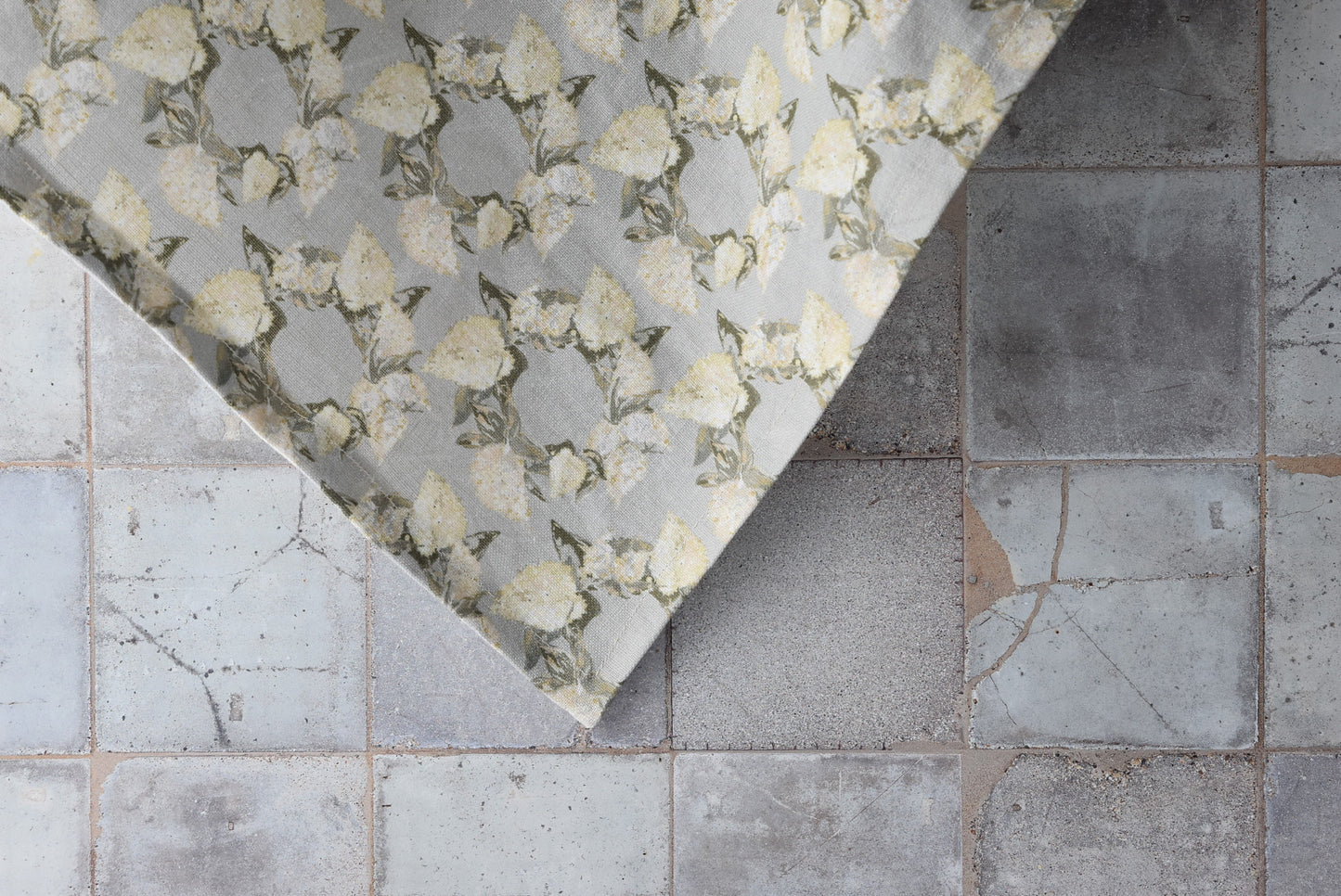 Linen Towel For Kitchen or Bath in Lilac Wreaths by Glass Muriel