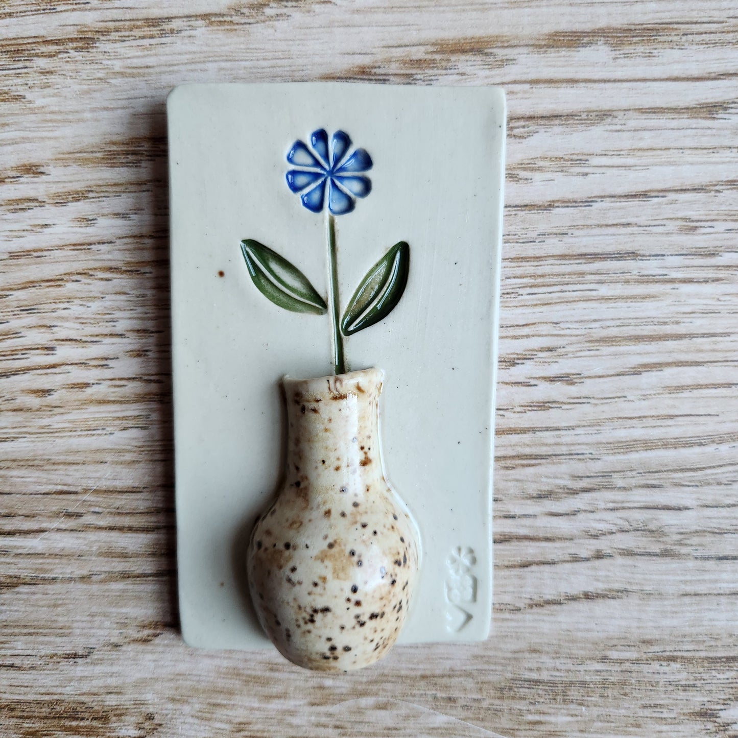 Small Wall Vase by Sky Mage