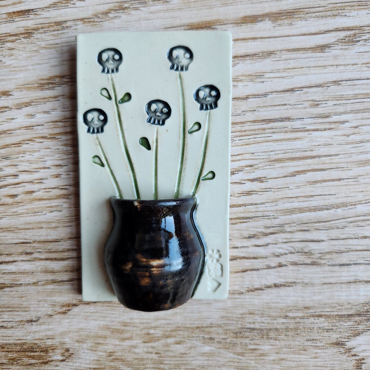 Small Wall Vase by Sky Mage