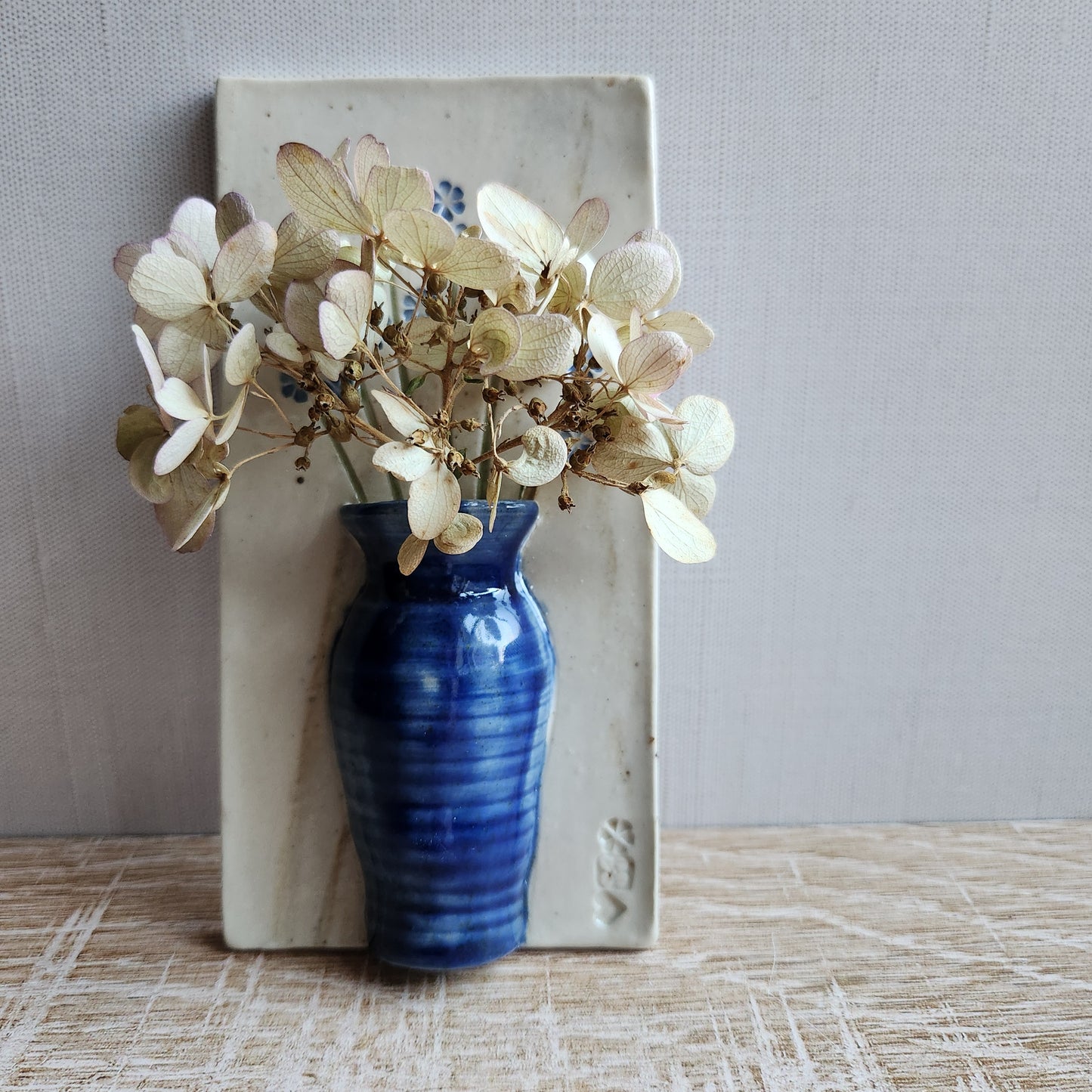 Medium Wall Vase by Sky Mage