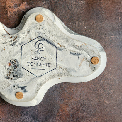 Curvy Tray by Fancy Concrete
