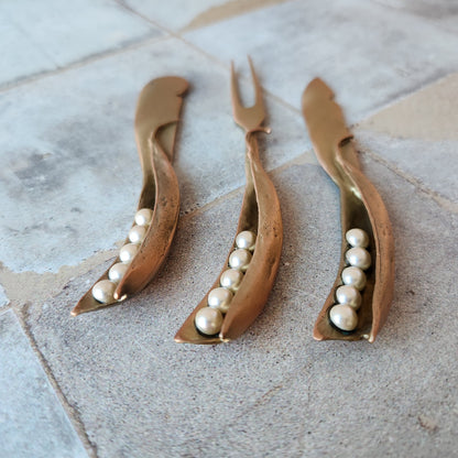Peapod Hostess Set by Michael Michaud