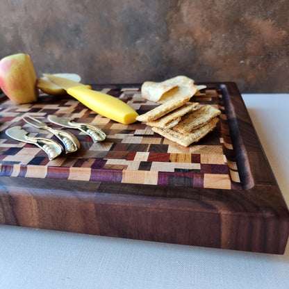 Checkered Cutting Board by Rhino Woodworking