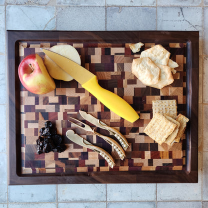Checkered Cutting Board by Rhino Woodworking