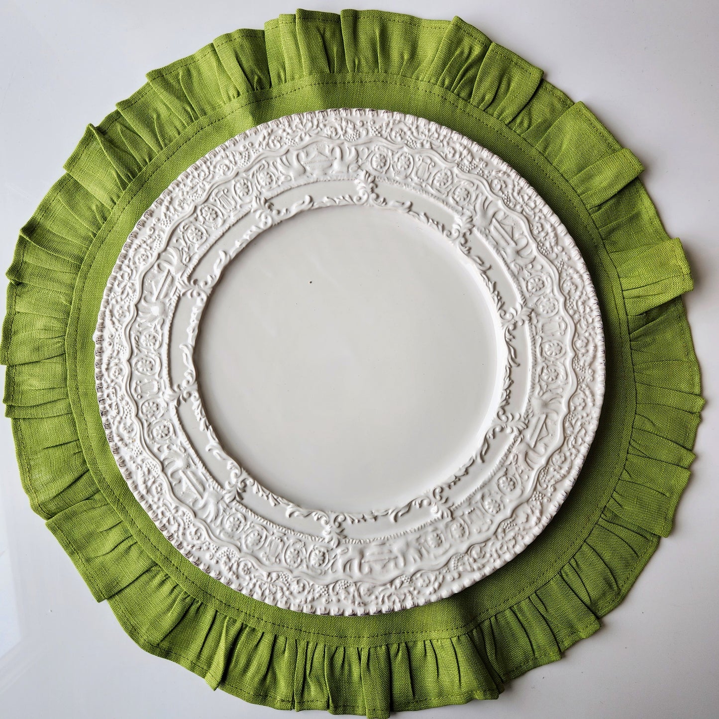 Round Ruffle Linen Placemats by Arte Italica & Crown Linen Designs