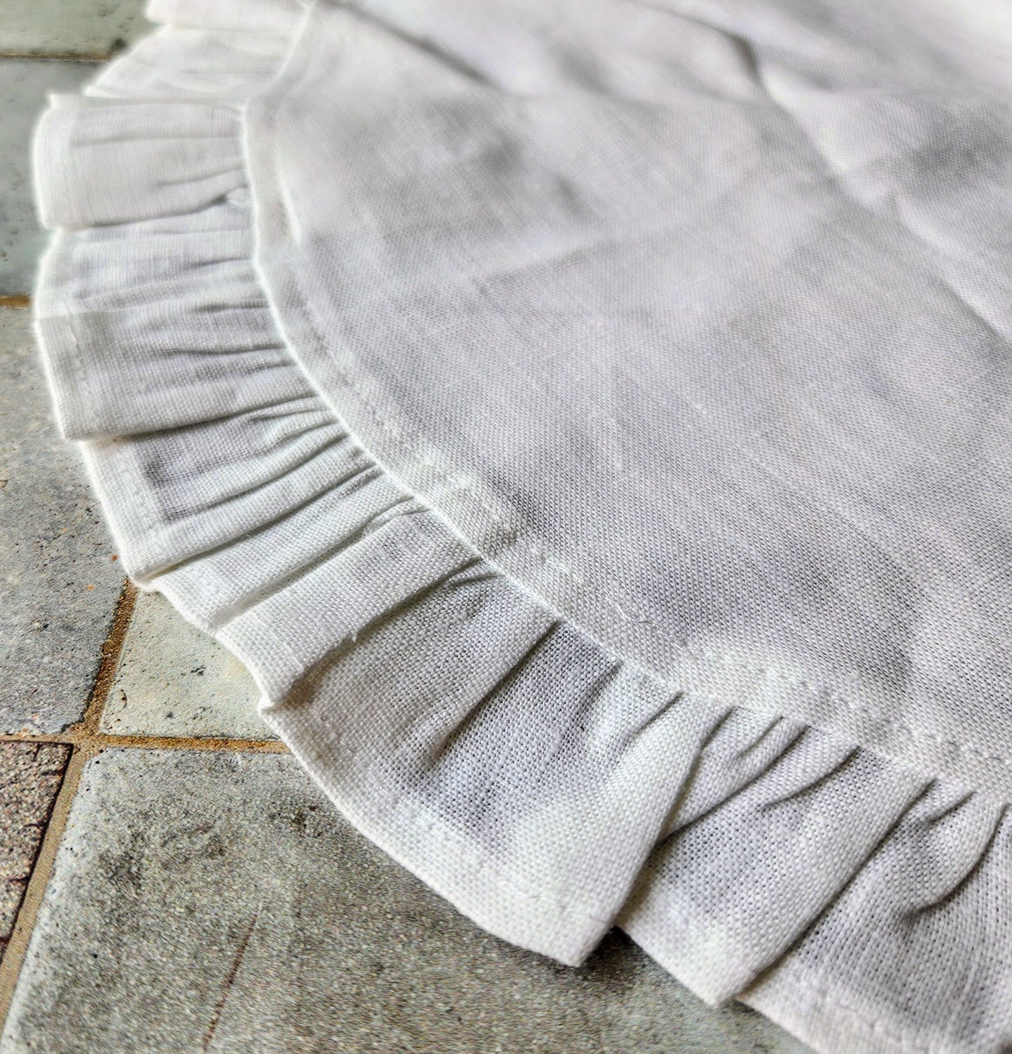 Round Ruffle Linen Placemats by Arte Italica & Crown Linen Designs