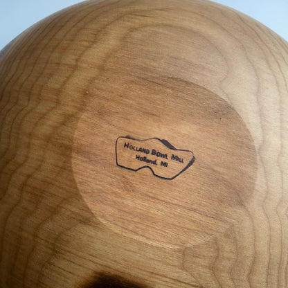 American Walnut - 17" Bowl/Oil Finish by Holland Bowl Mill