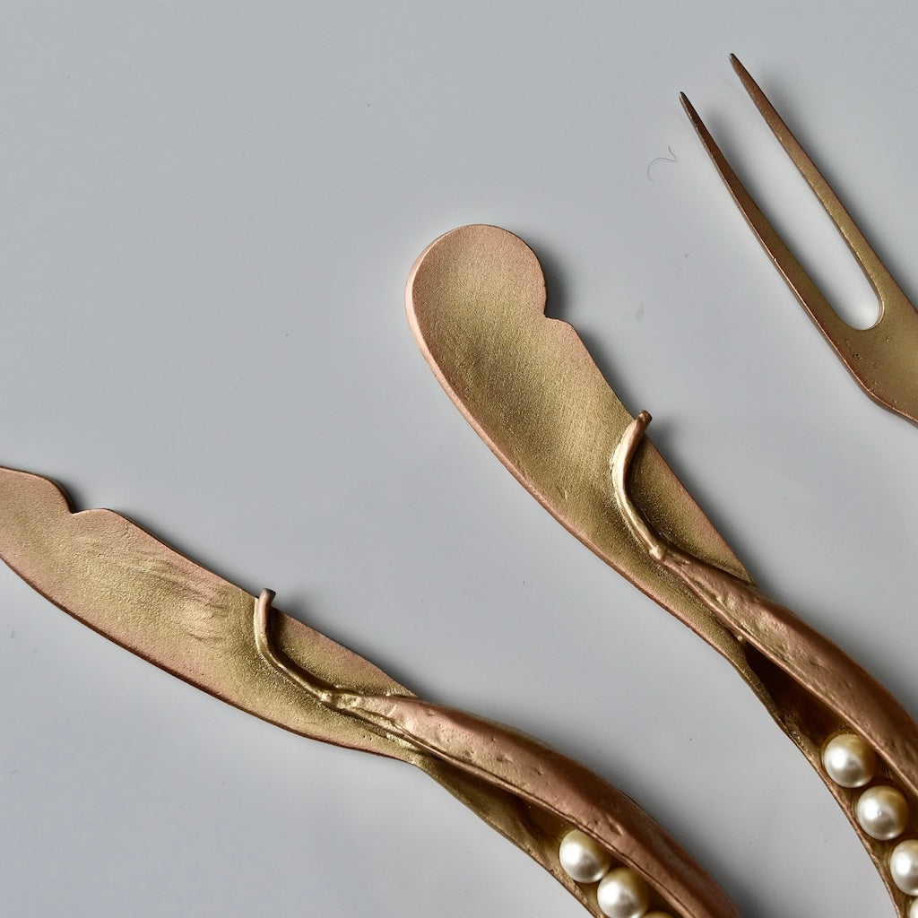 Peapod Hostess Set by Michael Michaud