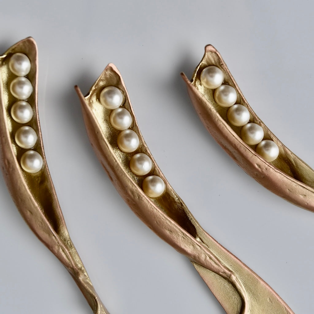 Peapod Hostess Set by Michael Michaud