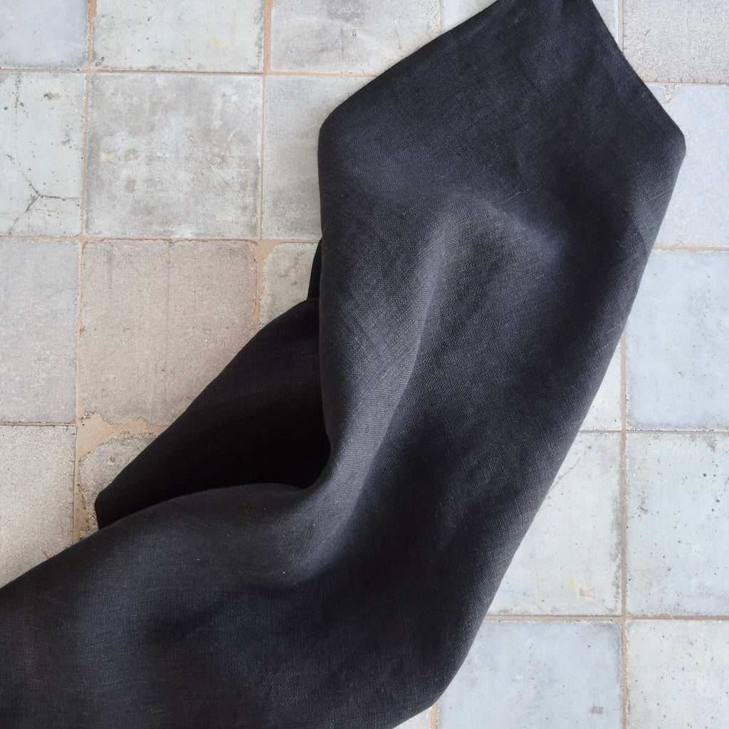 Heavyweight Linen Napkin in Black by Rough Linen (Set of 4)