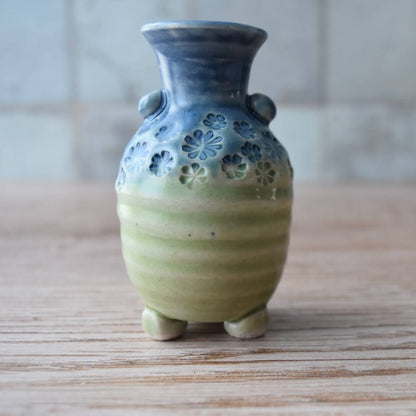 Small Vessel in Blue Daisy by Sky Mage
